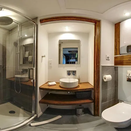 Studio Basin Апартаменты *